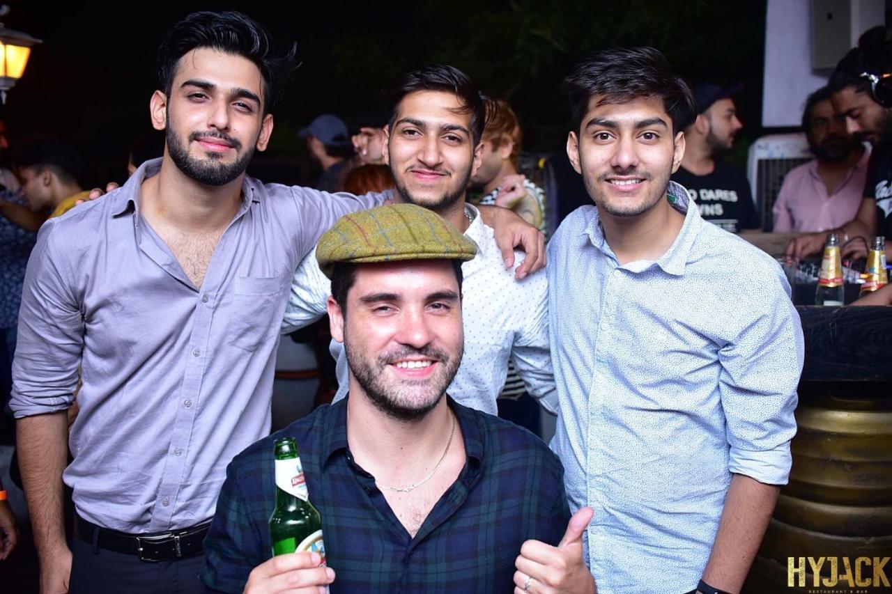 Tobo Stays New Delhi Eksteriør bilde